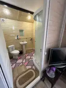 Гостевой дом на берегу реки с баней - 80