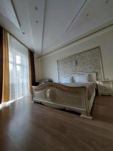 Motzart Hall - 118