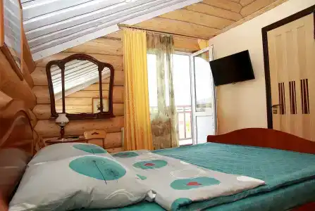 on Vostochnaya 10 - 163