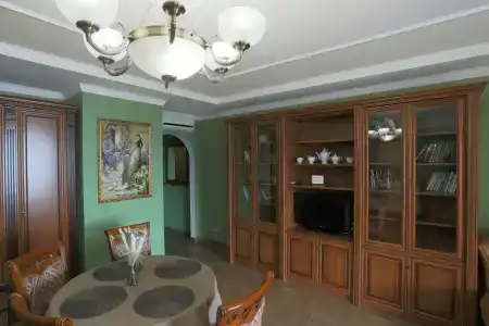 Фамилия - 380