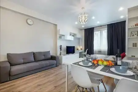 Sky Club Apartments - 102