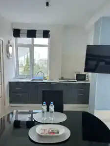 На ладони - 72