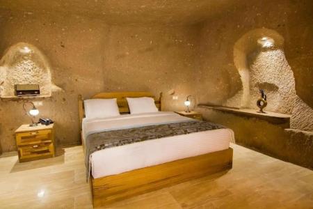 Caldera Cave - 170