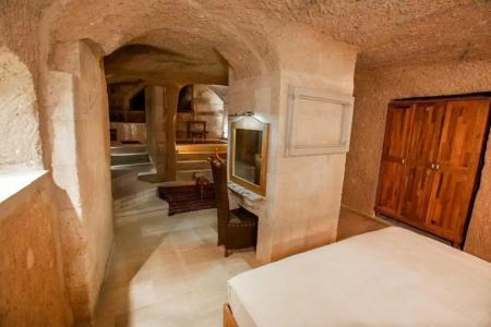 Caldera Cave - 298
