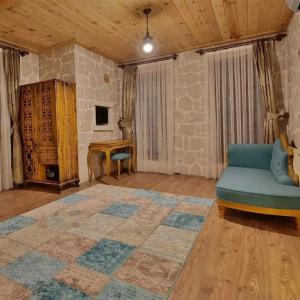 Elevres Stone House - 286
