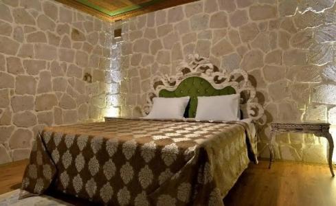 Elevres Stone House - 92