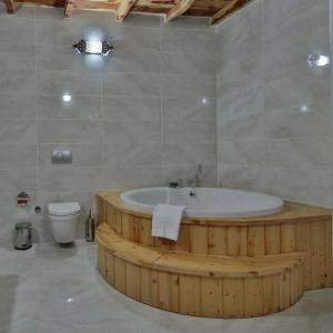 Elevres Stone House - 274