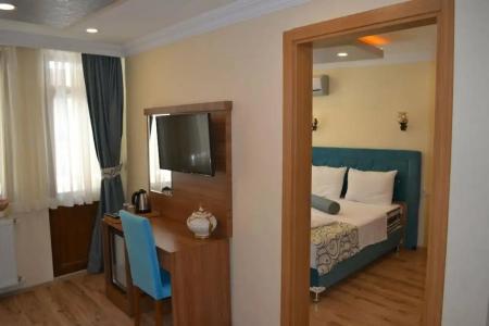 Riverland Suites - 64