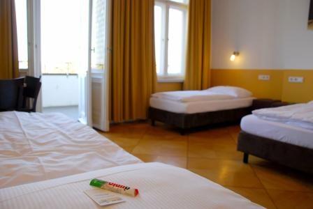 Grand Hostel Berlin Classic - 74