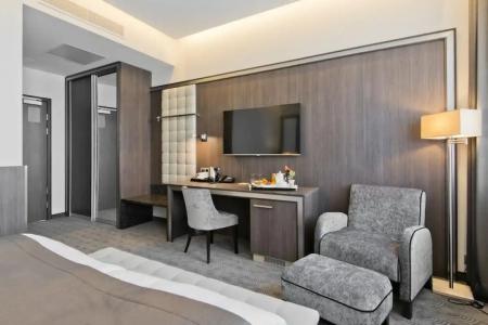 Congress Avenue - 59