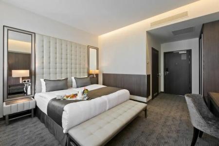 Congress Avenue - 58