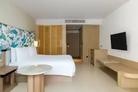 Holiday Inn Resort Phuket Mai Khao Beach - 62