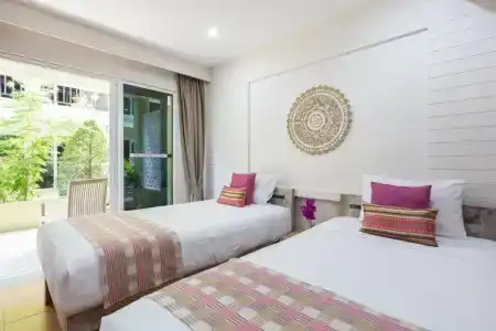 Ark Bar Beach Resort - 172