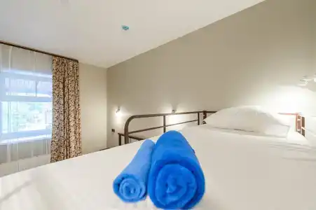 Азовский - 84