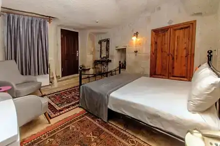 Nessa Cave - 145