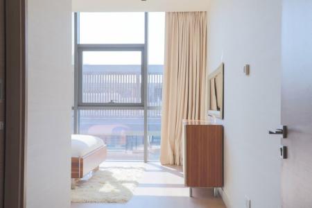 City Walk 1 by Sonder - 194