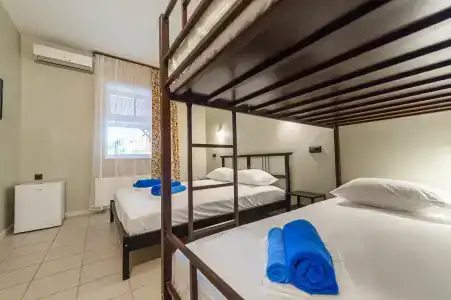 Азовский - 85