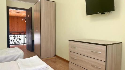 Дельфиния - 82