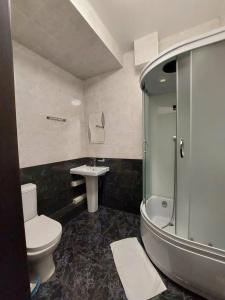 Motzart Hall - 101