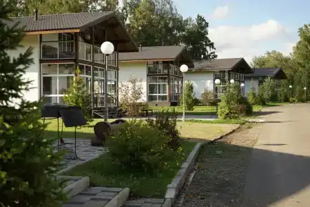 Бабушкина дача - 52