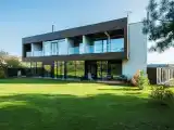 Номер полулюкс с 1 двуспальной кроватью
