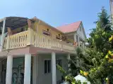 Двухместный номер с 2 отдельными кроватями и собственной ванной комнатой