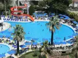 Двухместный номер Deluxe с балконом и с частичным видом на море