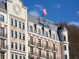2-x местный супериор с двуспальной кроватью и балконом с видом на реку