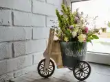 Спальное место на двухъярусной кровати в общем номере для женщин