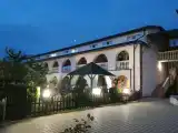 Трёхместный номер Стандарт с красивым видом из окна