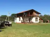 Дом с балконом