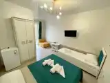 Трехместный номер с террасой