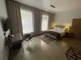 Номер стандарт с 1 двуспальной кроватью