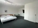 Большой двухместный номер с 1 кроватью