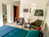 Семейные апартаменты с балконом . Good morning apartmetns