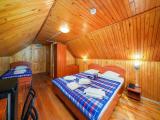 Эконом в деревянном коттедже 3-местный