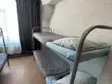 Общий номер для мужчин с 6 кроватями