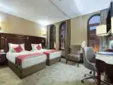 Club King Room With Club Lounge Access