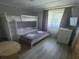 Трехместный номер «Комфорт» с душем