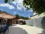 Дом с балконом