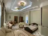 Номер люкс семейный с 1 двуспальной кроватью