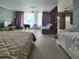 Трехместный номер с видом на бассейн