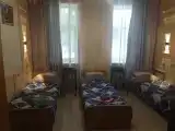 Трехместный номер с собственной ванной комнатой