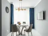 Зеркальная