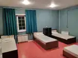 Кровать в общем номере для мужчин