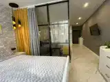 Апартаменты Green Palace 28 (Посещение банного комплекса (сочибаня.рф - сауна, купели, мангал, беседка) в подарок при бронировании от 30 т.р. - 3 часа, 45 т.р. - 5 часов)