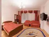 Комната стандарт с 1 двуспальной кроватью (с завтраком, мансарда)