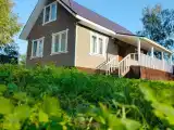 Дом с видом на лес