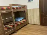 Кровать в общем номере для мужчин с 4 кроватями