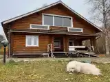 Дом с видом на озеро